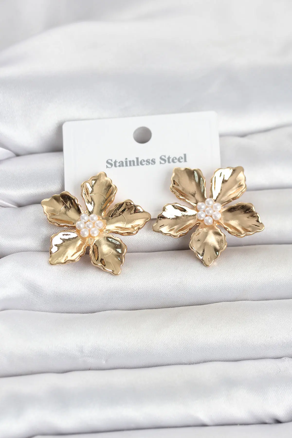 316L Çelik Gold Renk Lotus Çiçek Model Kadın Küpe TJ-BKP11810