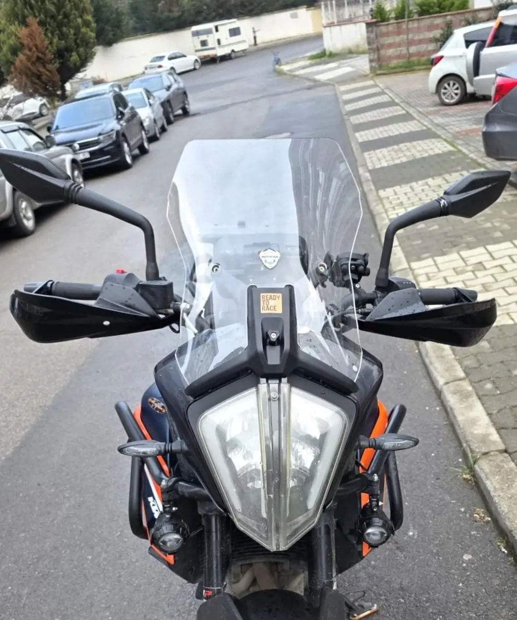 MOTOCAM KTM 890 Adv Ön Cam 2021-2023 Model 57cm Şeffaf Renkli 3mm APARATSIZDIR