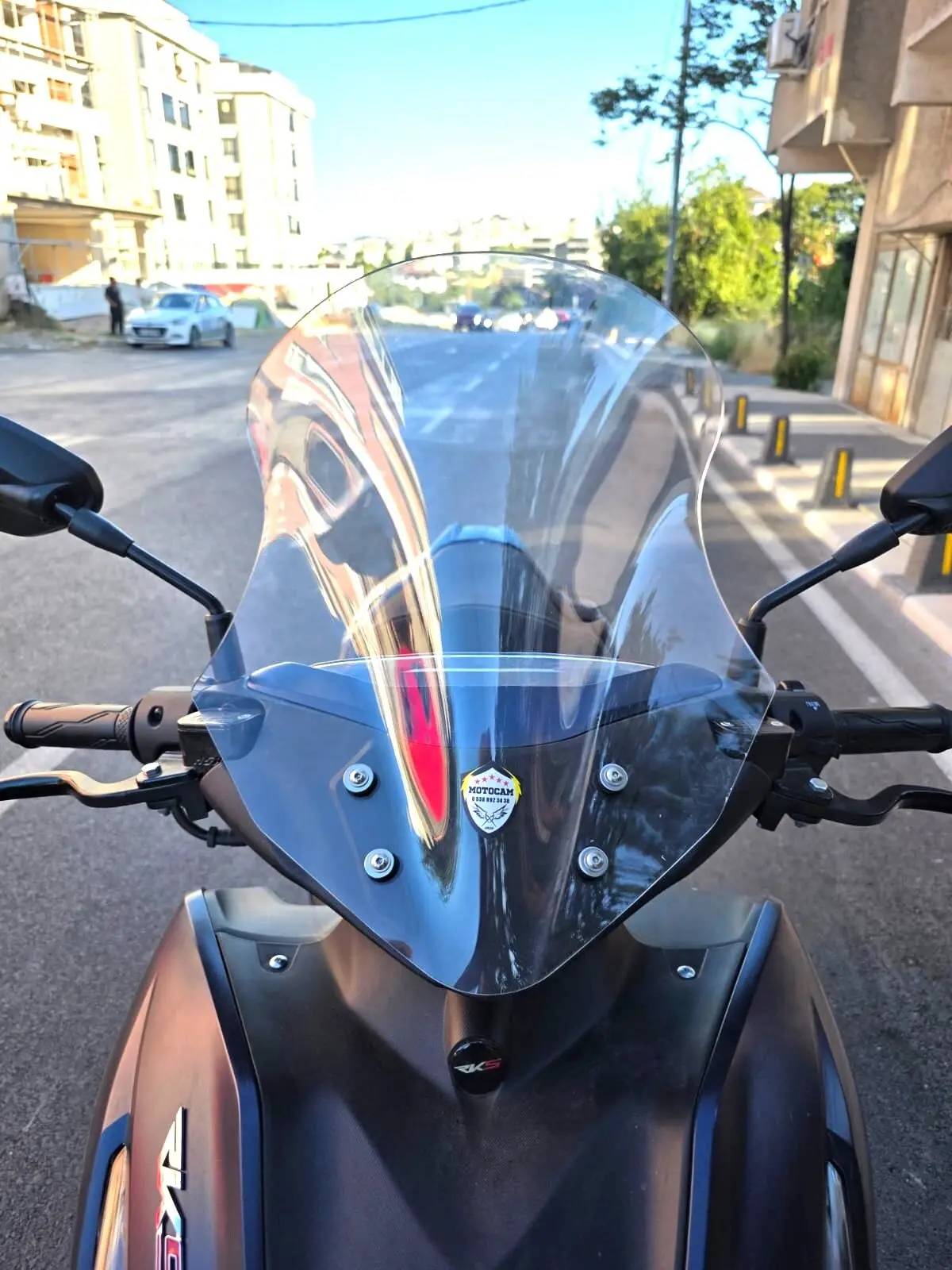 MOTOCAM Abush Benice A-150 Ön Cam 2022-2026 Model 43cm Şeffaf Renkli SPORTİF