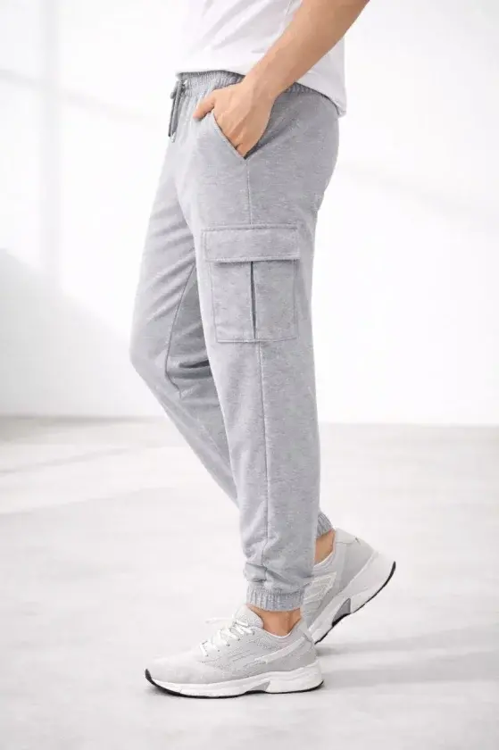 Erkek Jogger Eşofman Altı Regular Fit , Kargo Cepli, Lastikli Paça, Günlük Spor Pantolon - Gri Erkek Jogger Eşofman Altı Regular Fit , Kargo Cepli, Lastikli Paça, Günlük Spor Pantolon - Gri