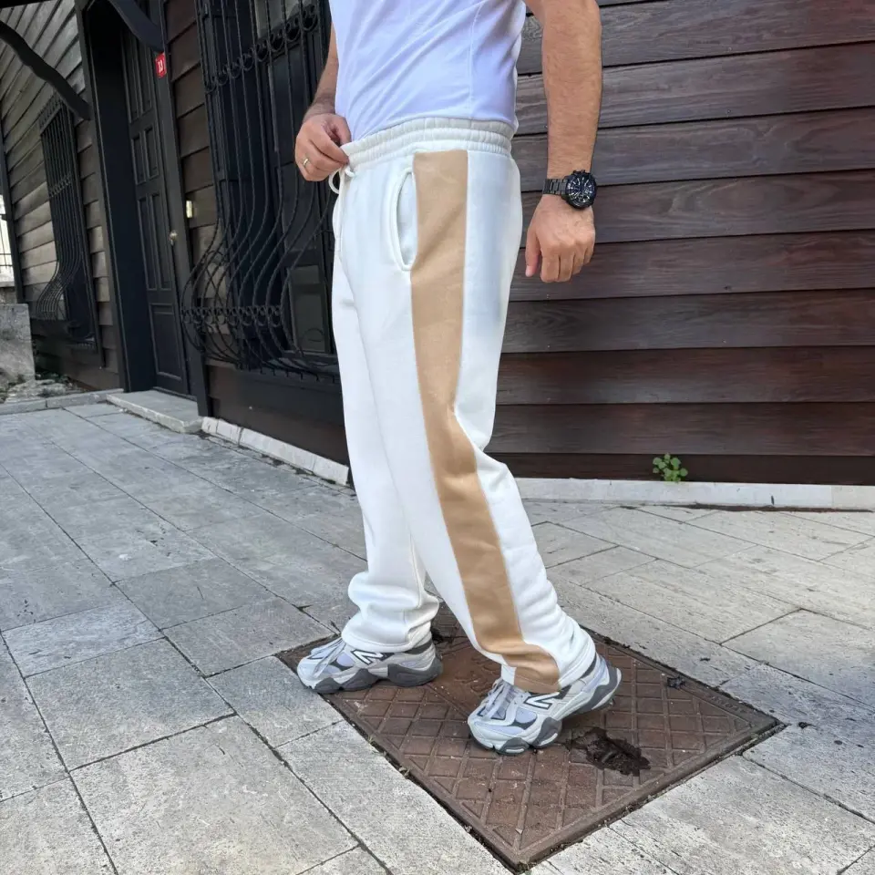 Erkek Üç İplik Kışlık Pamuklu Yandan Garneli Kalın Bej Şeritli Cepli Eşofman Altı - Beyaz-3