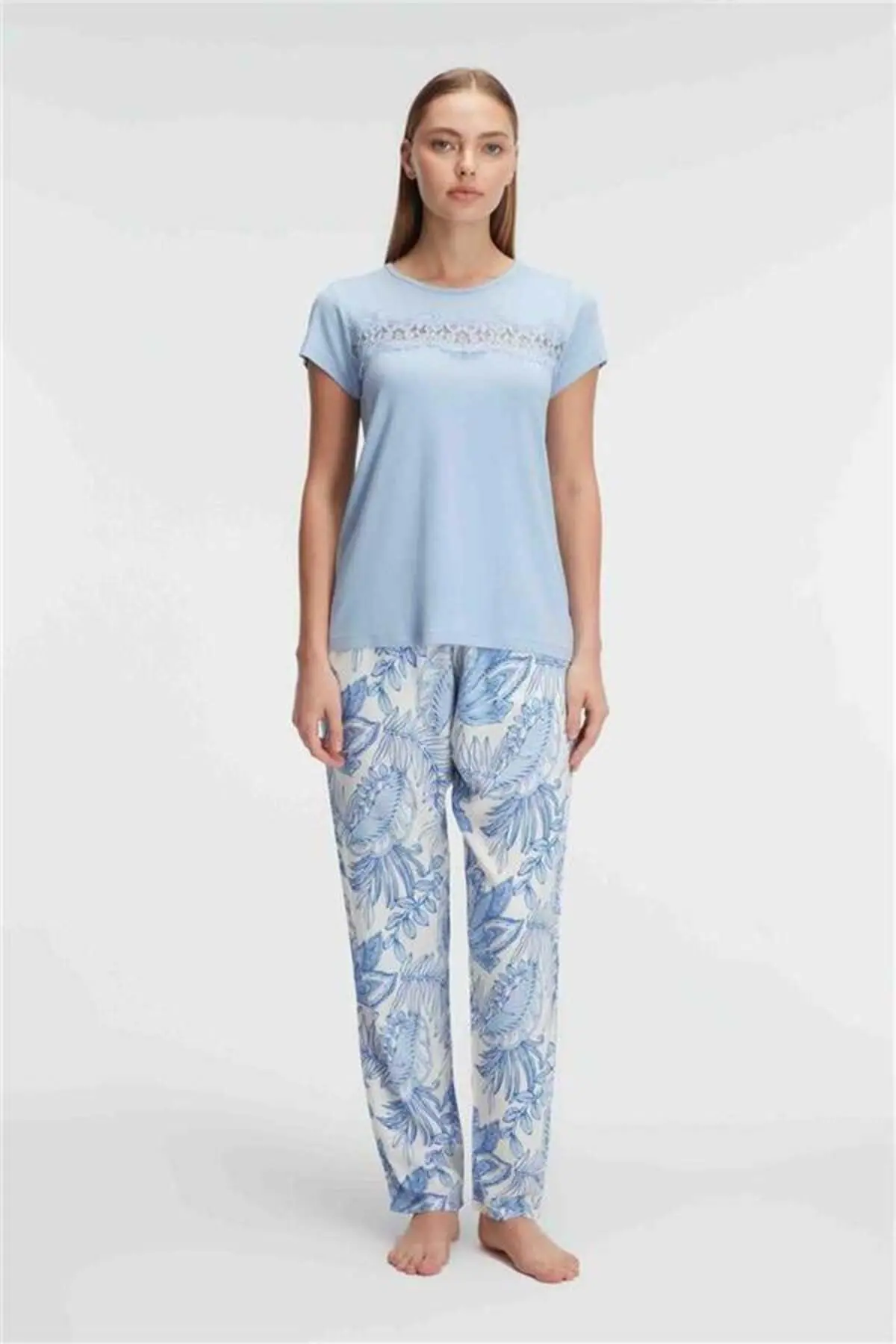 Kısa Kol Bisiklet Yaka Kadın Viskon Çiçek Desenli Yazlık ÖRME Dantel Detaylı Pijama Takımı