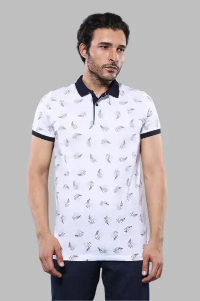 Desenli Beyaz Polo Yaka T-shirt | Wessi
