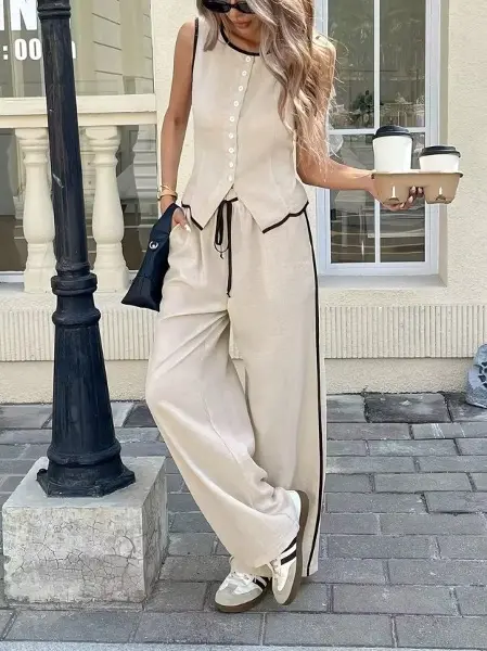 Kadın Kolsuz önü Düğmeli Yelek Ve Pantolon Ikili Takım