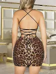 Closet Özel Tasarım Leopar Desenli Işıltılı Sırt Dekolteli Mini Club Elbisesi-4
