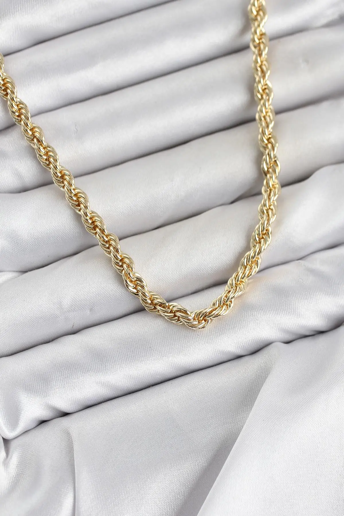 CM Burgu Model Gold Renk Pirinç 60 cm Kadın Kolye TJ-BKO11127