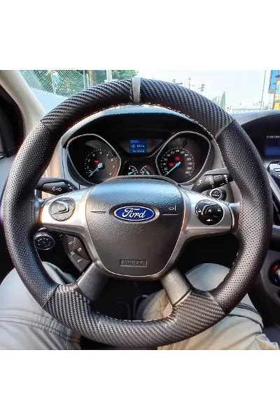 Dikişli Direksiyon Kılıfı Karbon Deri Nokta Deri Gri Yüzük Gri Dikişli Ford Focusuyumlu 2012-13-14