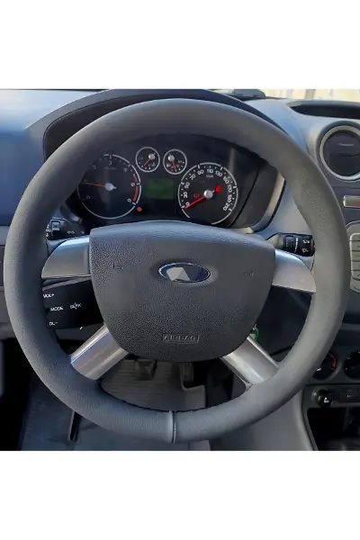 DİKİŞLİ DİREKSİYON KILIFI FÜME RENK DERİ SİYAH DİKİŞLİ F ORD CONNECT İÇİN