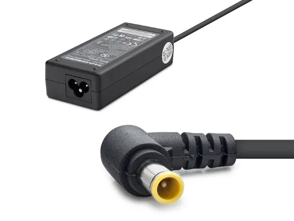 Monitör Adaptörü 36W 12V 3A 6.5X4.4 Mm Siyah HD8833