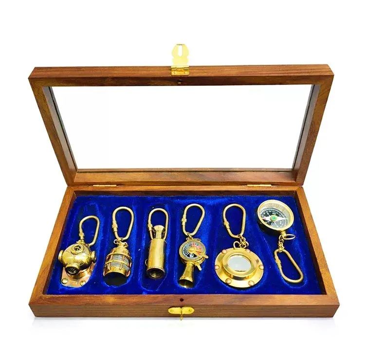 Ahşap Kutulu Denizci Temalı Pirinç Anahtarlık Seti Key-0285