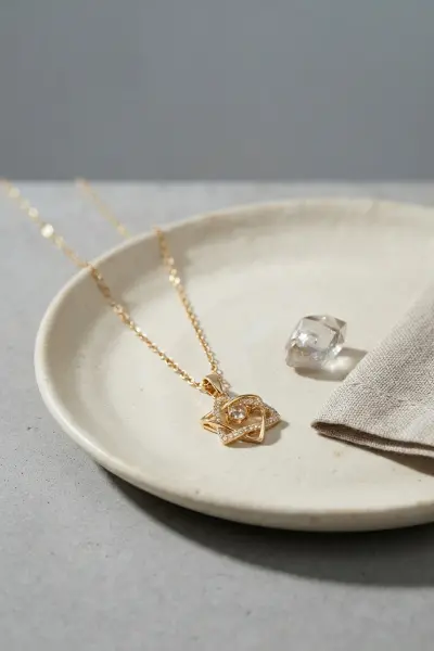 316L Çelik Zincir Gold Renk Yıldız Model Kadın Kolye TJ-BKO11170
