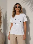 Minimal Gülümseyen Yüz Baskılı Tişört Kısa Kol Yazlık T-Shirt - Beyaz-1