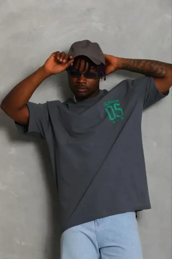 Erkek Baskılı T-Shirt Kısa Kol Bisiklet Yaka Regular Fit Rahat Kalıp Günlük Tişört - Füme-1 Erkek Baskılı T-Shirt Kısa Kol Bisiklet Yaka Regular Fit Rahat Kalıp Günlük Tişört - Füme-1