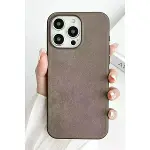 İphone 15 Pro Max Kılıf Karen Magsafe Kapak - Kahverengi-1
