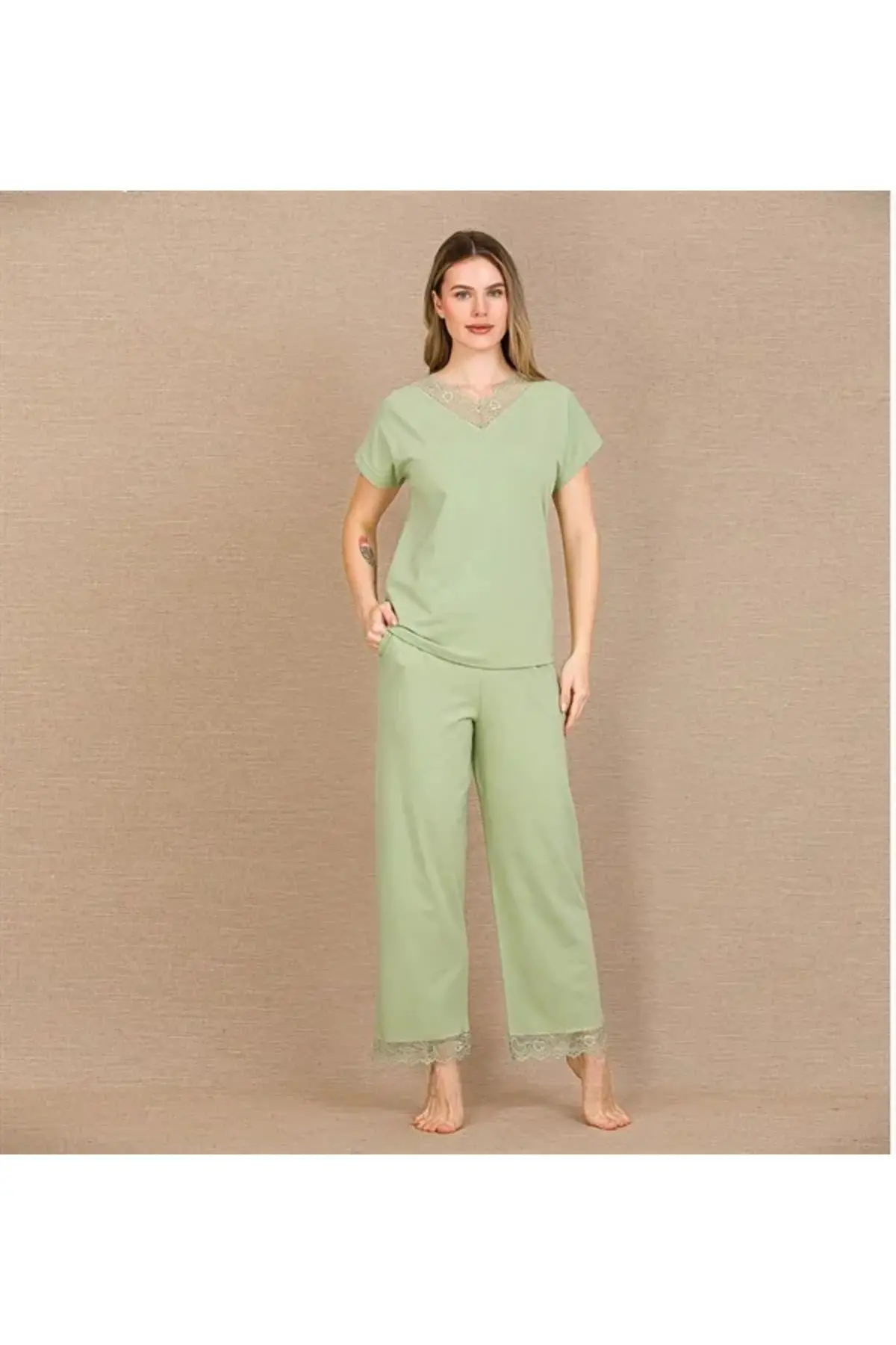 Pamuklu Şık Tasarım Dantel İşlemeli Yeşil Kısa Kol Pijama Takımı