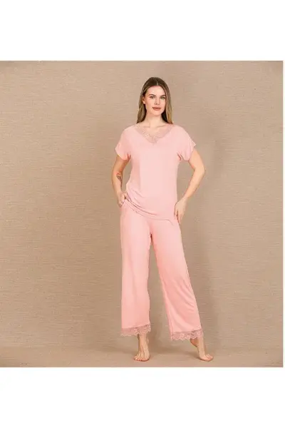 Viskon Şık Tasarım Dantel İşlemeli Açık Pembe Kısa Kol Pijama Takımı