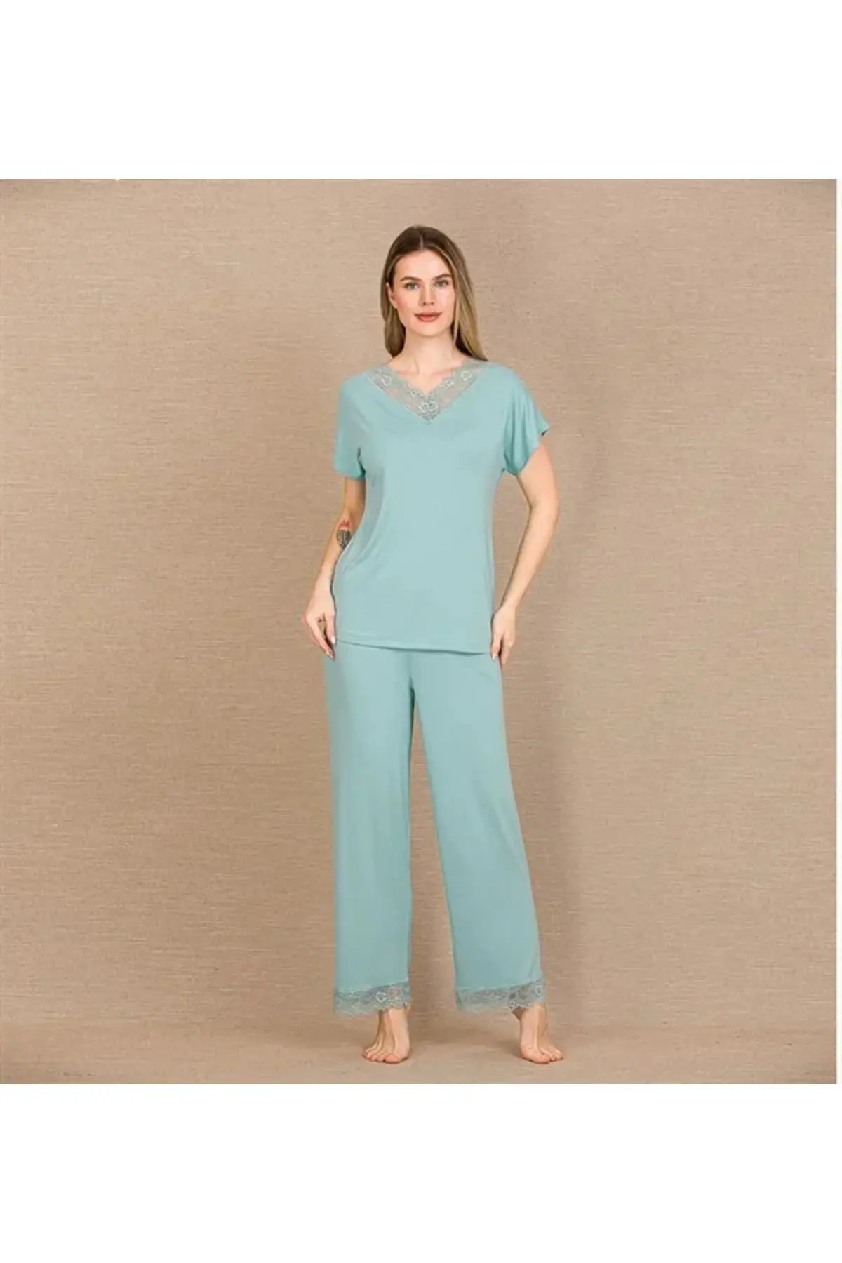 Viskon Şık Tasarım Dantel İşlemeli Mint Yeşil Kısa Kol Pijama Takımı