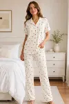 Beyaz Kiraz Desenli Kısa Kollu Gömlek Yaka Milan Kumaş Kadın Pijama Takımı-1