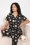 Siyah Papatya ve Kelebek Desenli Kısa Kollu Gömlek Yaka Milan Kumaş Kadın Pijama Takımı-2