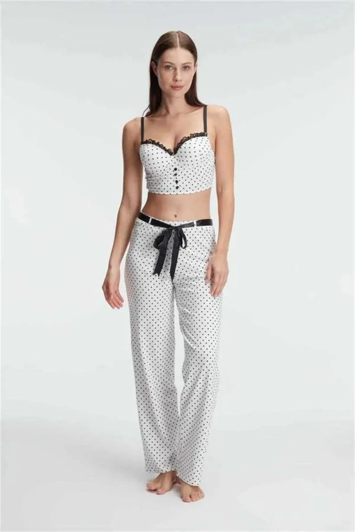 Bralet Sütyen Pamuklu Puantiye Desenli Desteksiz Dantel Detaylı Pijama Takımı