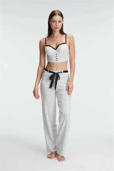 Bralet Sütyen Pamuklu Puantiye Desenli Desteksiz Dantel Detaylı Pijama Takımı