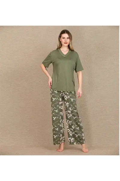 Şık Tasarım Çiçek Desenli Yeşil Kısa Kol Viskon Pijama Takımı