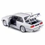 21100 Burago 1:24 BMW M3 1988 Model Araba-3