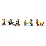 60423 Lego City Şehir Merkezi Tramvay İstasyonu 811 parça +7 yaş-6