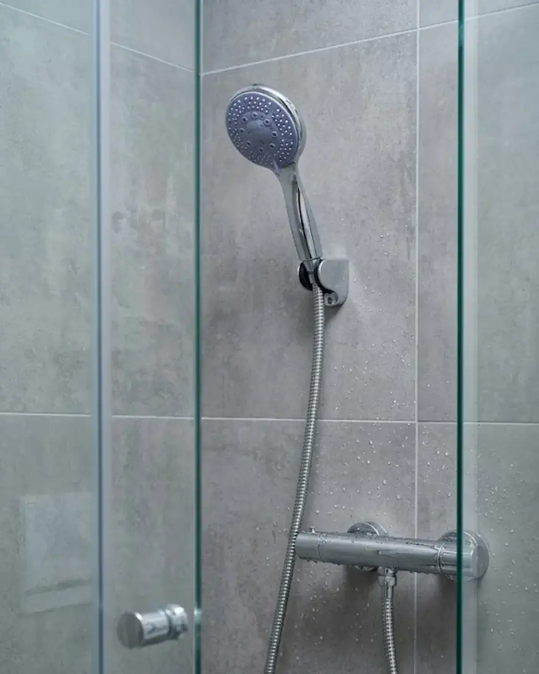 4 Modlu El Duşu Başlığı Spiral Hortumlu Duş Seti Banyo Aksesuarı