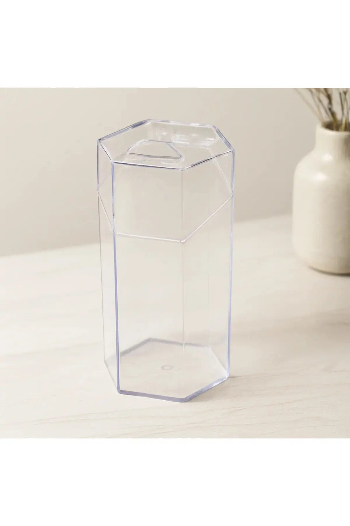 Kapaklı Makyaj Fırça Organizeri (6 Bölmeli) Mika Kristal Plastik 10x8.9x20 cm