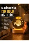 Ahşap Standlı Sarı Işıklı Dekoratif Küre Kız Figürü Tasarım-1