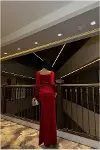 Kadın Şık Tasarım Kadife Kumaş Kare Yaka Taş Detaylı Abiye Elbise-4