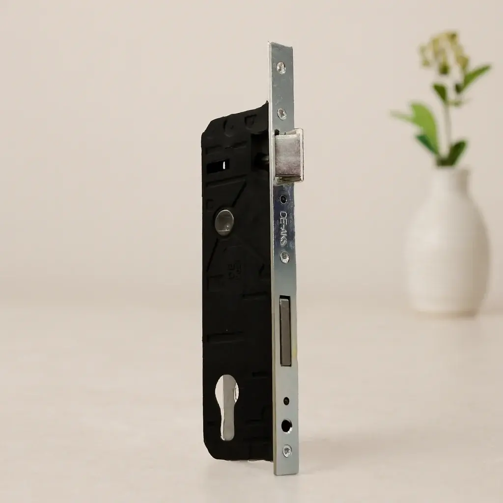 35mm PVC Silindirli Kapı Kilidi