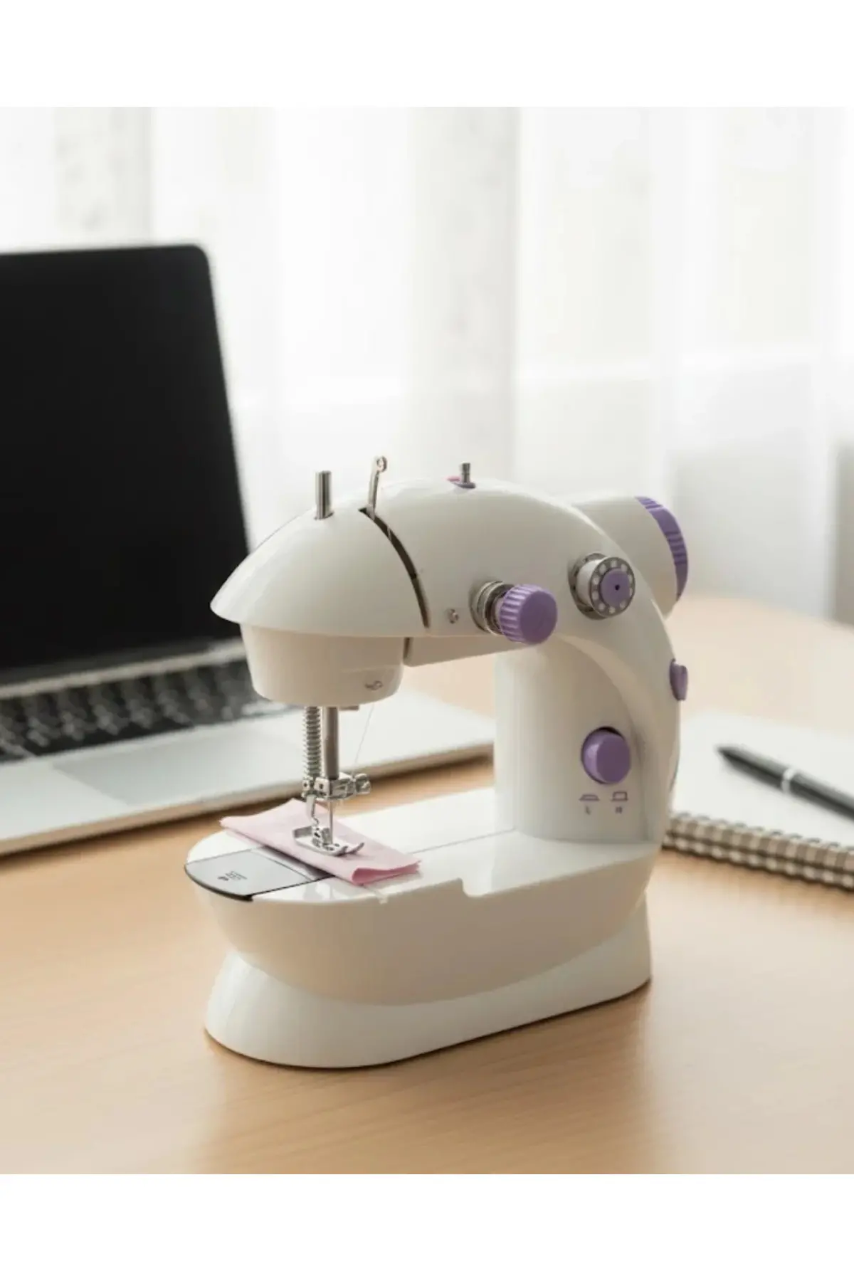 Ev Tipi Mini Dikiş Makinesi Ayarlanabilir Hız ve Işıklı