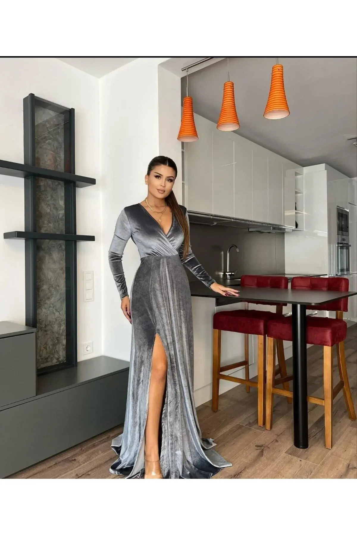 Kadın Şık Model Kruvaze Uzun Kol Kadife Kumaş Yırtmaçlı Maxi Abiye Elbise