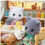 5455 Sylvanian Families İran Kedi Ailesi +3 yaş-4