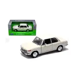 24053 WELLY DIECAST BMW 2002 TI 12-1