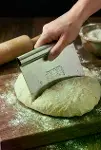 Paslanmaz Çelik Ölçü Rehberli Hamur Kesici & Hamur Şekillendirici Spatula (11x14 cm)-2