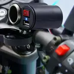 PM-20493 DC 12-45V Motosiklet Çakmaklık USB Şarj Soketi Su Geçirmez Kapaklı-3