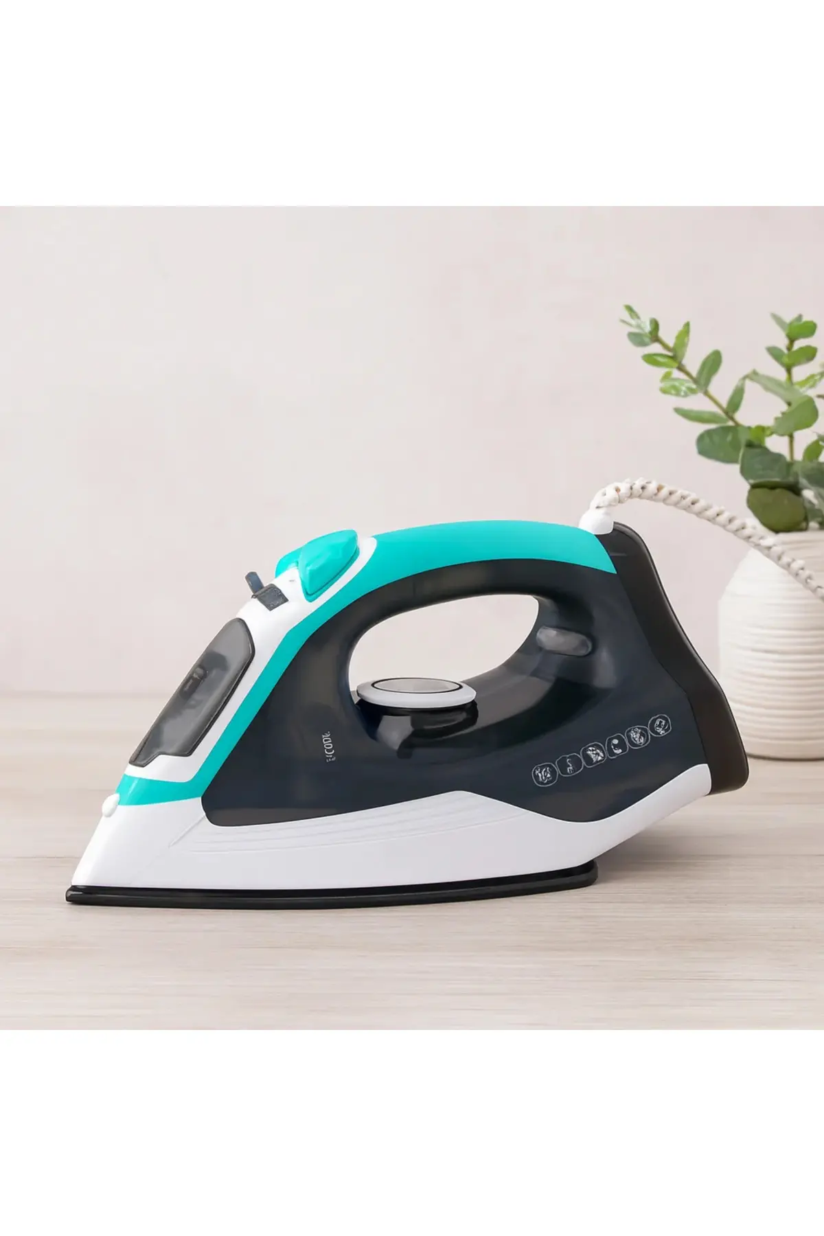 Buharlı Ütü 2000W Seramik Taban