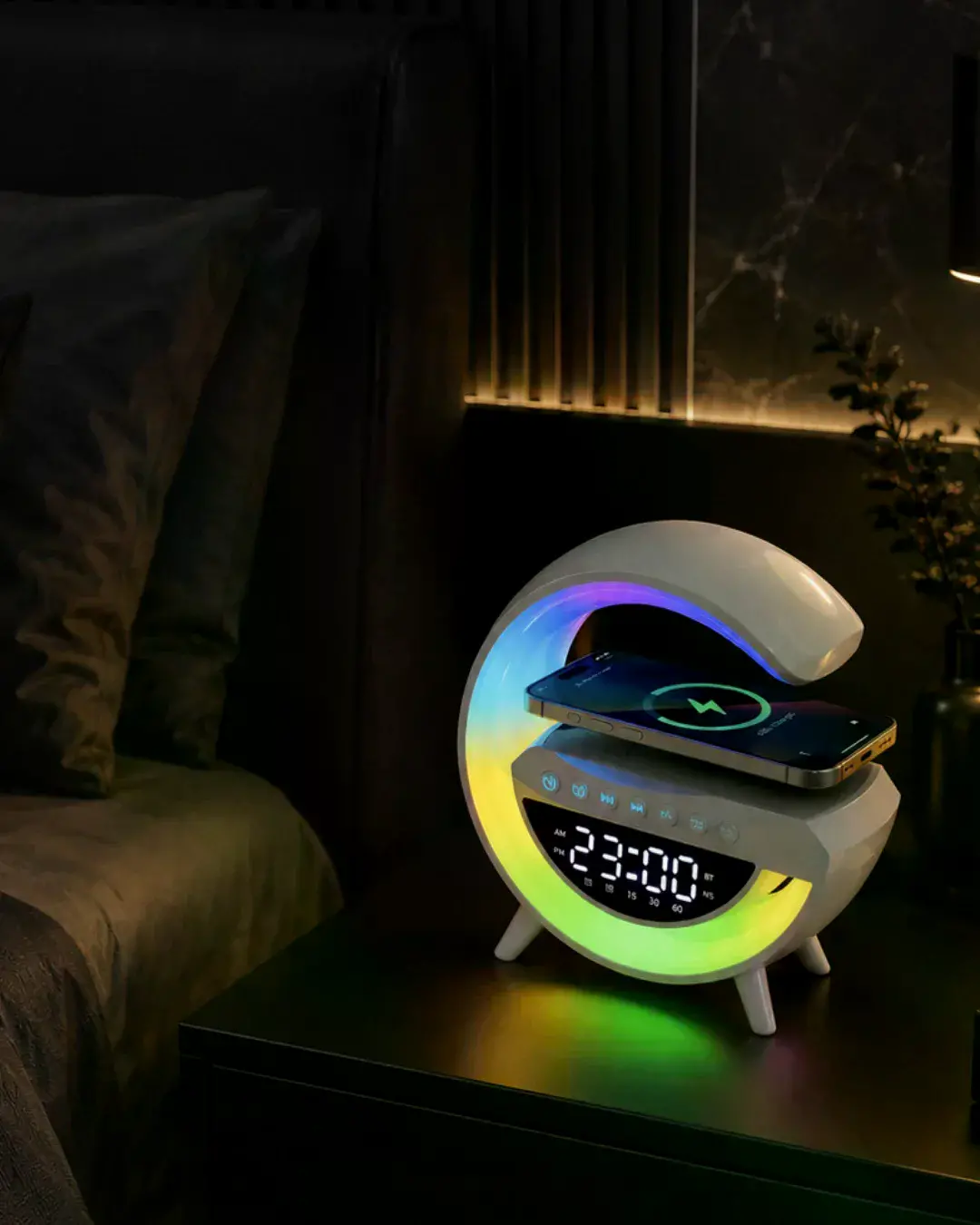 Kablosuz RGB Bluetooth Hoparlör USB FM ve AUX Destekli Taşınabilir Ses Siste