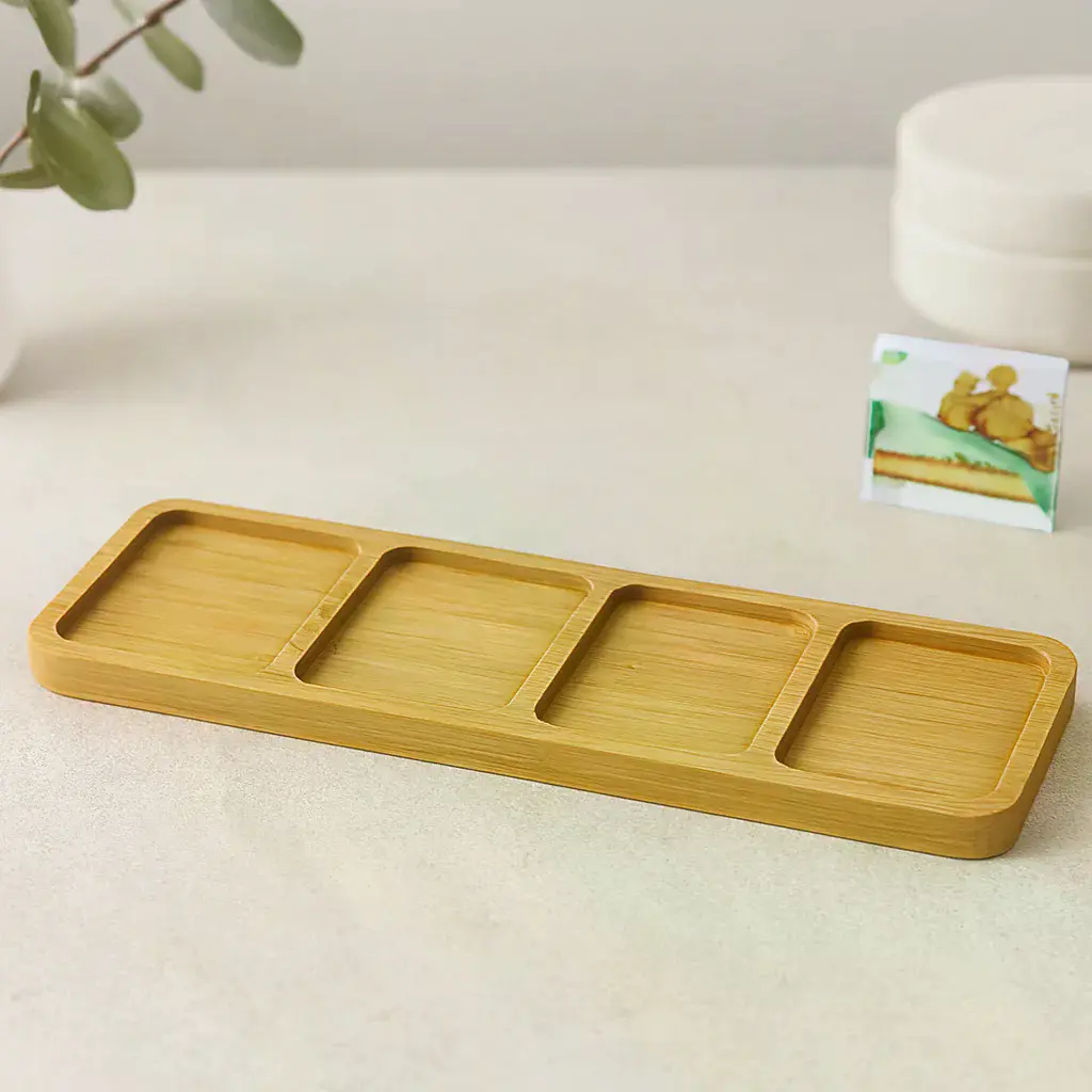 4 Bölmeli Dikdörtgen Bambu Servis Tepsisi 32.8x10x1.4 cm