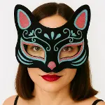 Siyah Renk Süet Kaplama Üzeri Mavi Kırmızı Simli Kedi Maskesi 17x14 Cm-1