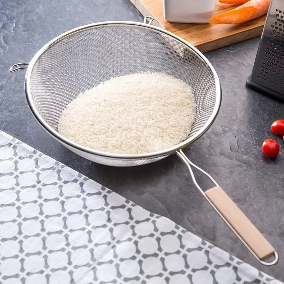 Ahşap Saplı Paslanmaz Çelik Süzgeç, Büyük Boy Metal Süzgeç 24 * 10 Cm - Estetik ve Dayanıklı: Ahşap