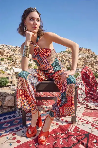 Etnik Desenli Saten Tulum