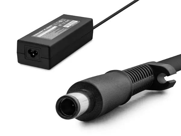 Laptop Adaptörü 150W 19.5V 7.7A 7.4x5.0 Mm Dell Siyah GXHH4